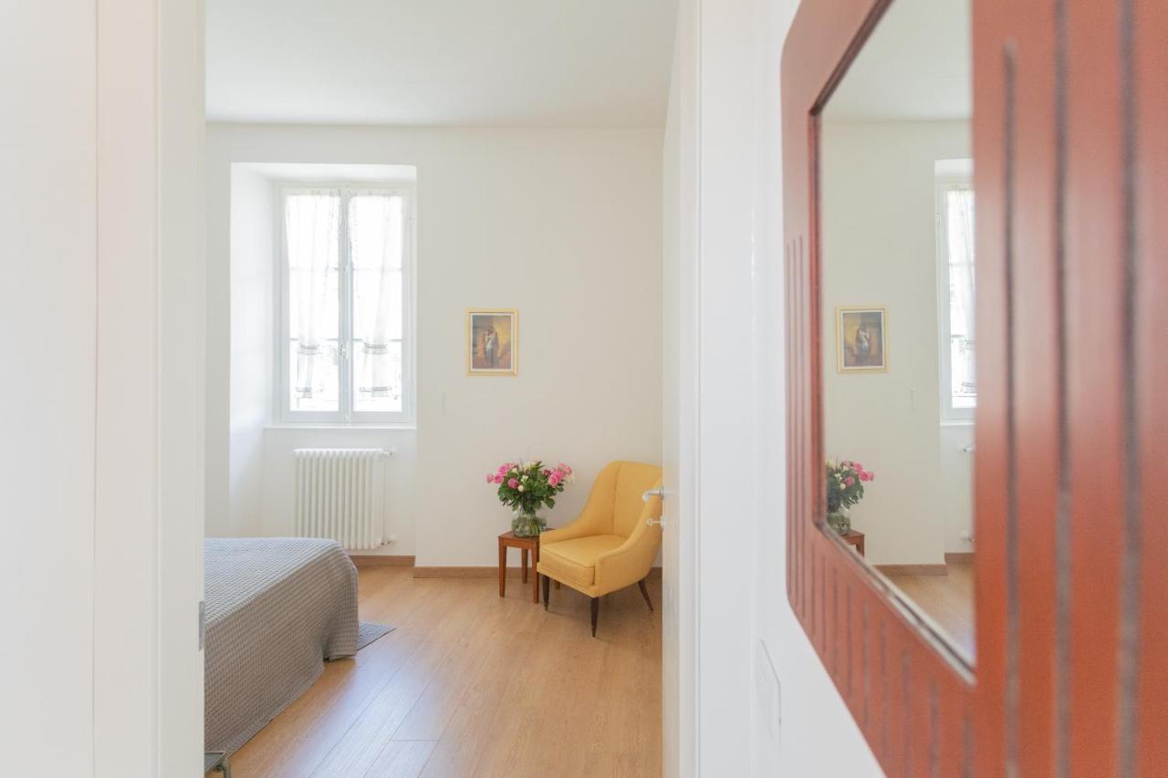 Tina'S Window On Lake Como By Rent All Como Mezzegra Екстериор снимка